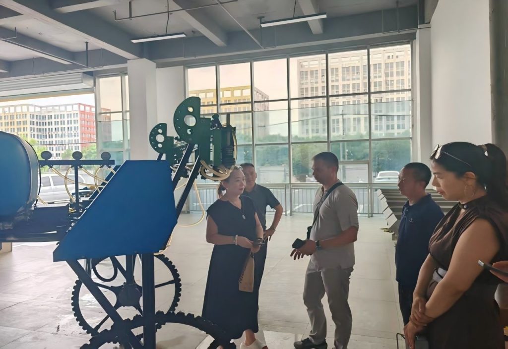 Russian Delegation Explores China’s Agri-Equipment Sector